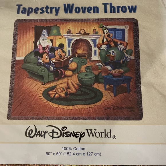 Disney Tapestry Woven Throw - Picture 7 of 7
